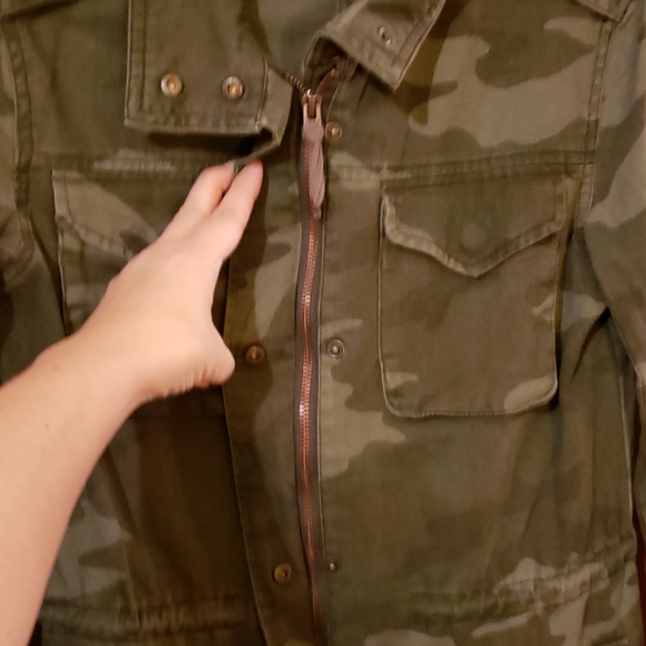 🆕️w/o tags AERO GIRL'S CAMO JACKET - Picture 4 of 12